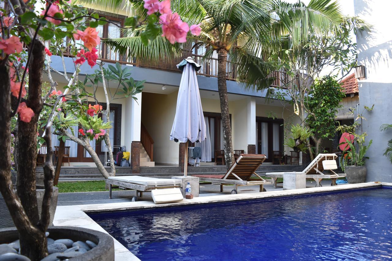 Dabumito Guest House Canggu Extérieur photo